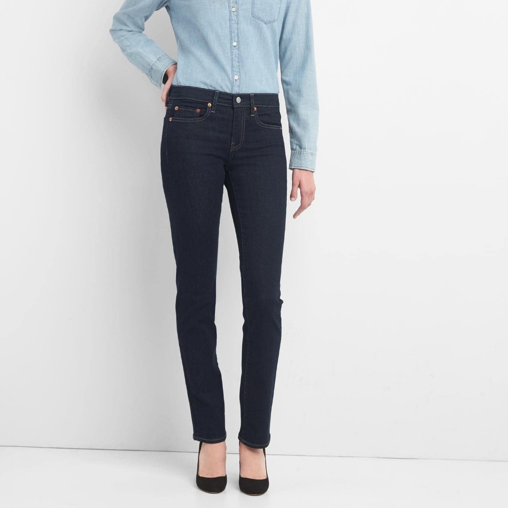 Gap Mid Rise Classic Straight Jeans